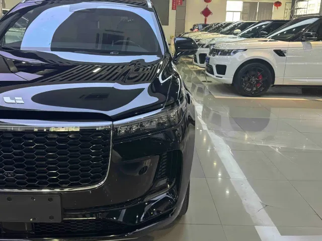 Li Auto ONE — Фото автомобиля 3