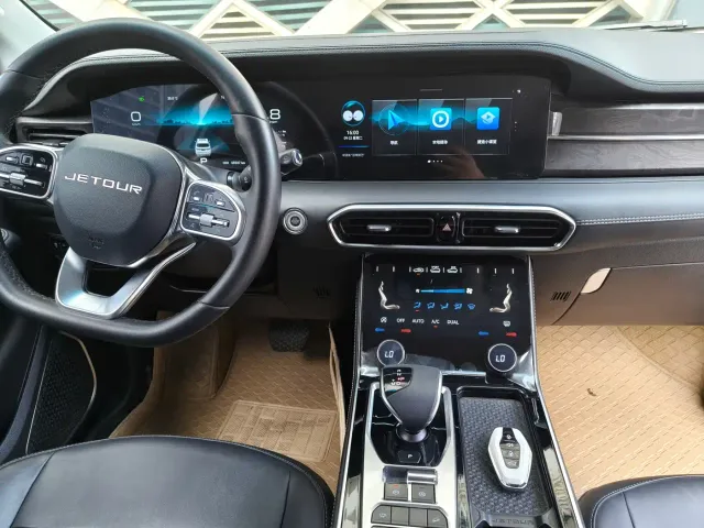 Jetour X90 — Фото автомобиля 9