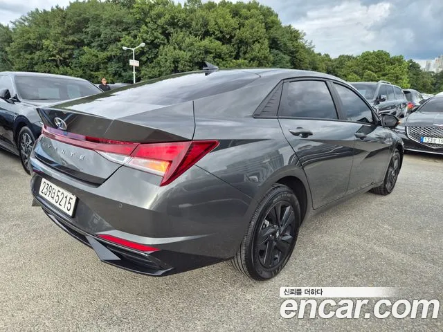 Hyundai AVANTE Avante (CN7) — Фото автомобиля 6