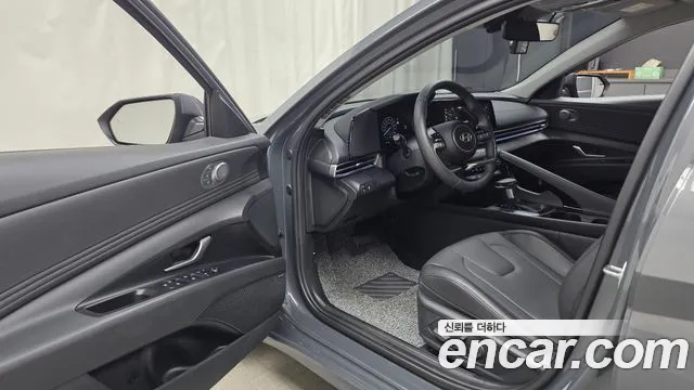 Hyundai Avante CN7 — Фото автомобиля 10