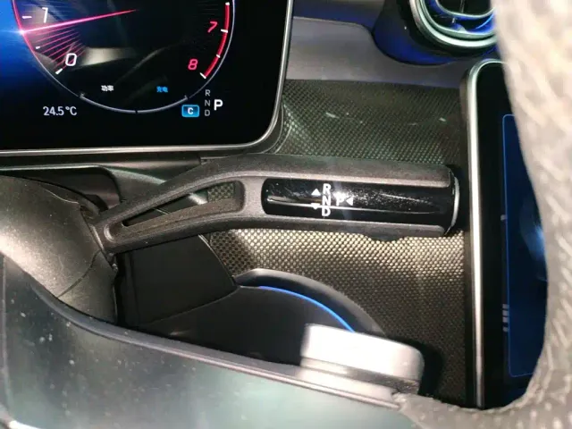 Mercedes-Benz C-Class — Фото автомобиля 13