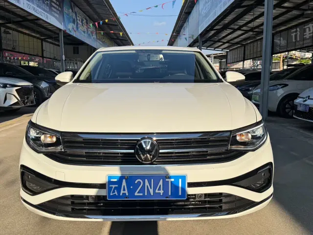 Volkswagen Bora — Фото автомобиля 2