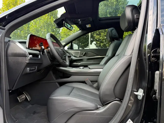 Cadillac XT5 — Фото автомобиля 5