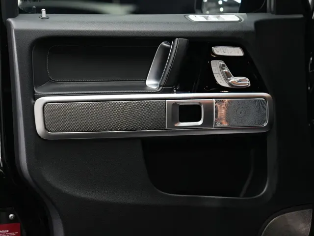 Mercedes-Benz G-Class — Фото автомобиля 10