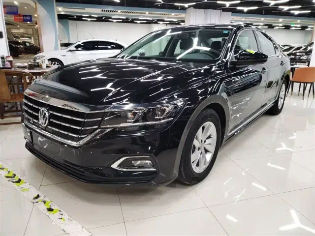 Фотография автомобиля — Volkswagen Passat
