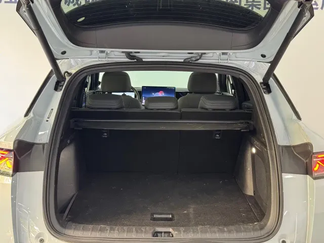 BYD Song L DM-i — Фото автомобиля 8