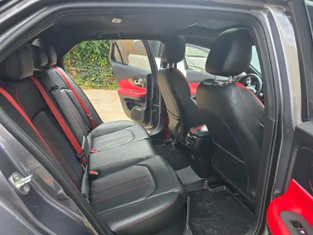 GAC Trumpchi Emkoo — Фото автомобиля 12