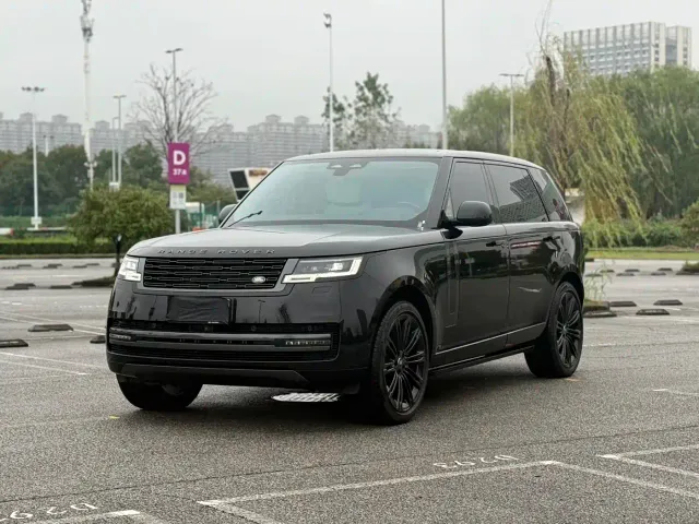 Фотография автомобиля — Land Rover Range Rover