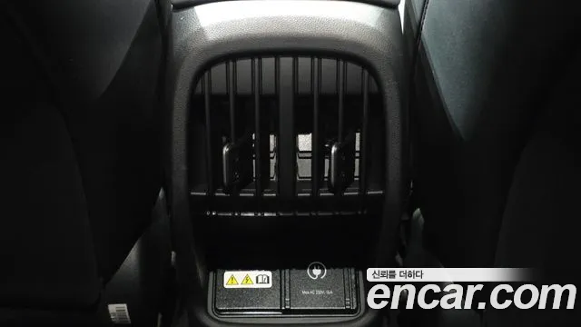 Hyundai Kona SX2 — Фото автомобиля 30