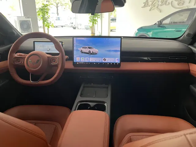 Wuling Starlight — Фото автомобиля 8