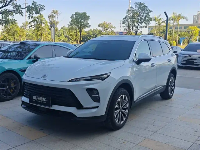 Фотография автомобиля — Buick Envision Plus