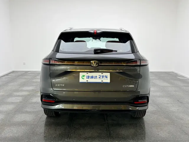 Changan CS75 Plus — Фото автомобиля 13