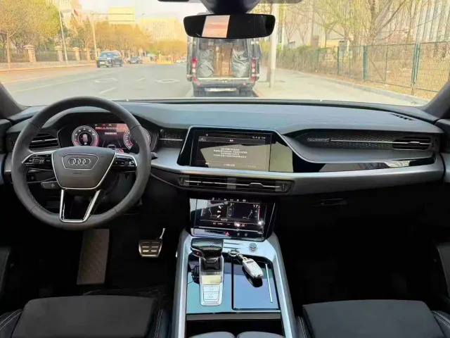 Audi Q6 — Фото автомобиля 9