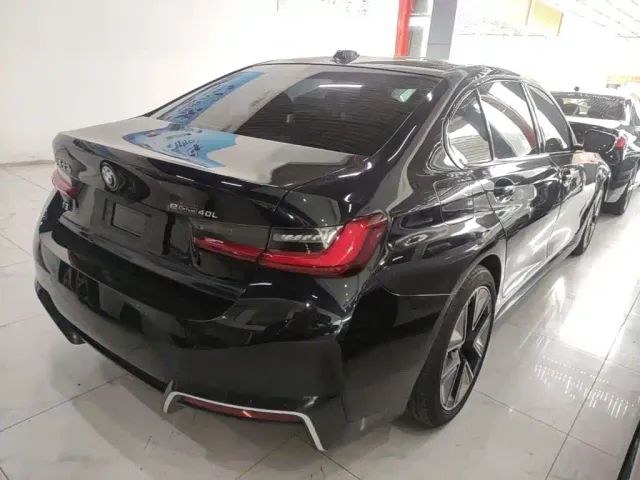 BMW i3 — Фото автомобиля 6