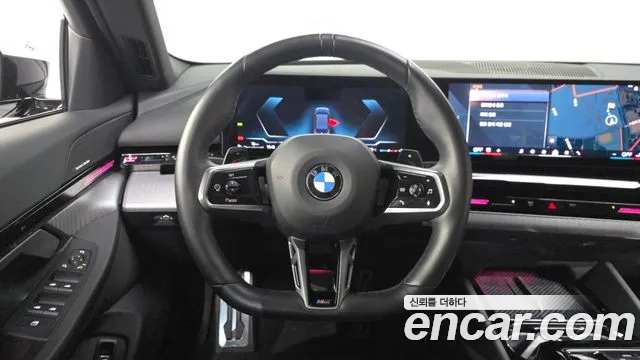 BMW 5 Series G60 — Фото автомобиля 19
