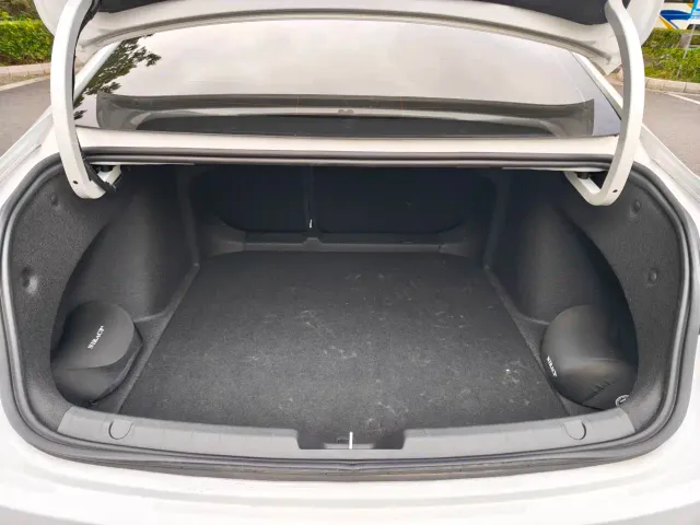 Geely Xingrui — Фото автомобиля 15