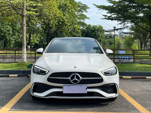 Mercedes-Benz C-Class — Фото автомобиля 2