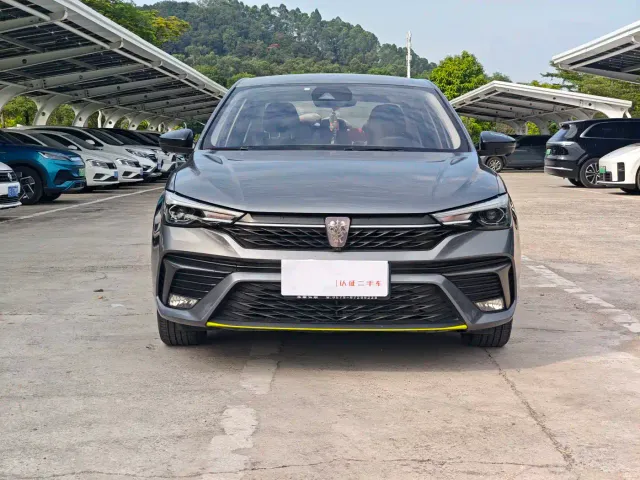 Roewe i5 — Фото автомобиля 2