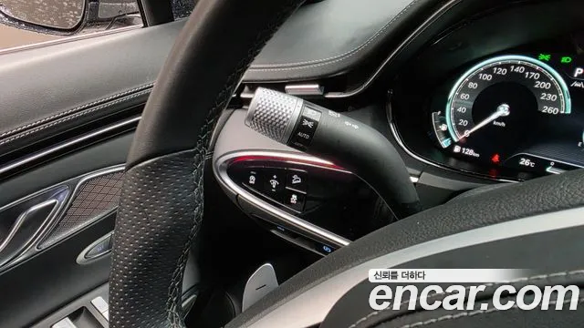 Genesis GV70 2.2 Дизель AWD — Фото автомобиля 23