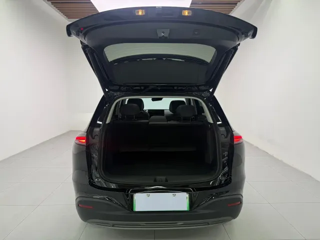 Buick Zhijing E7 — Фото автомобиля 7