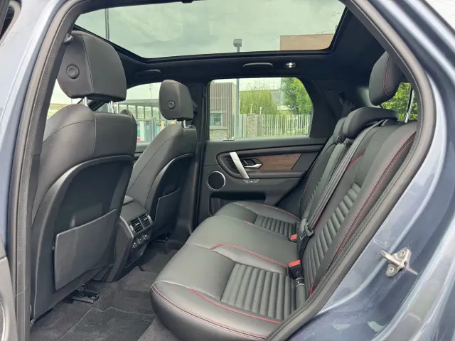 Land Rover Discovery Sport — Фото автомобиля 12