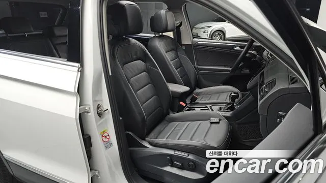 Volkswagen Tiguan Tiguan 2 поколение 2.0 TDI Prestige — Фото автомобиля 23