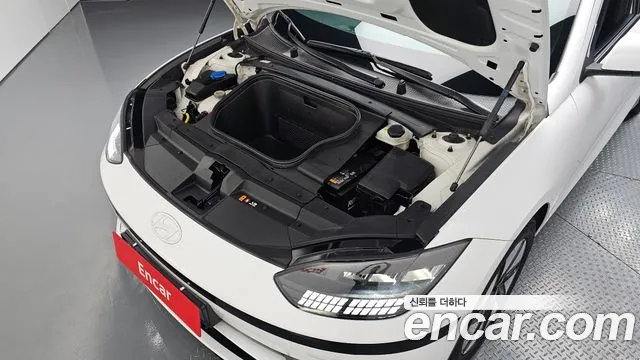 Hyundai Ioniq6 — Фото автомобиля 6