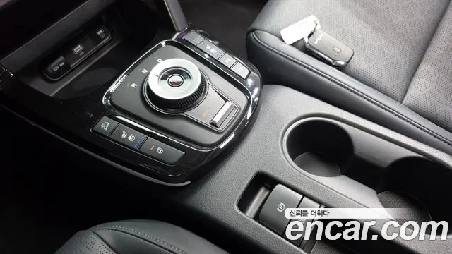 Kia Seltos New — Фото автомобиля 9