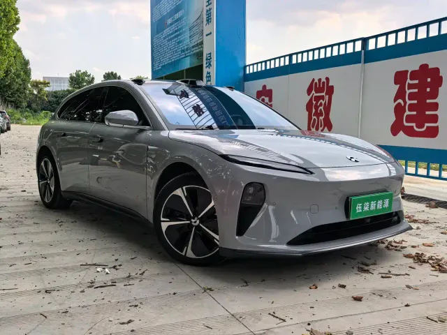 Nio ET5 Touring — Фото автомобиля 3