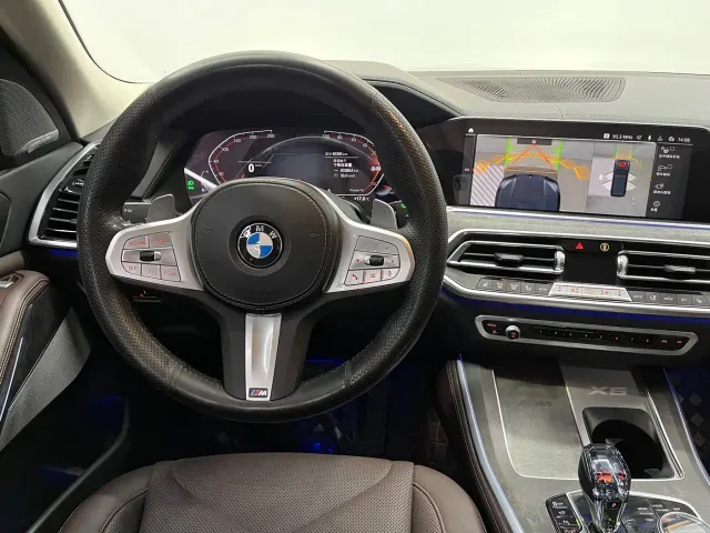 BMW X5 — Фото автомобиля 5