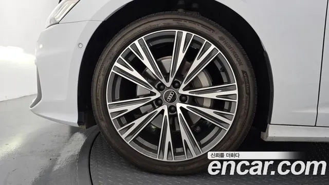 Audi A6 C8 — Фото автомобиля 5