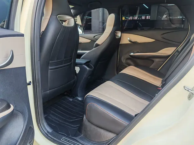 BYD Dolphin — Фото автомобиля 8