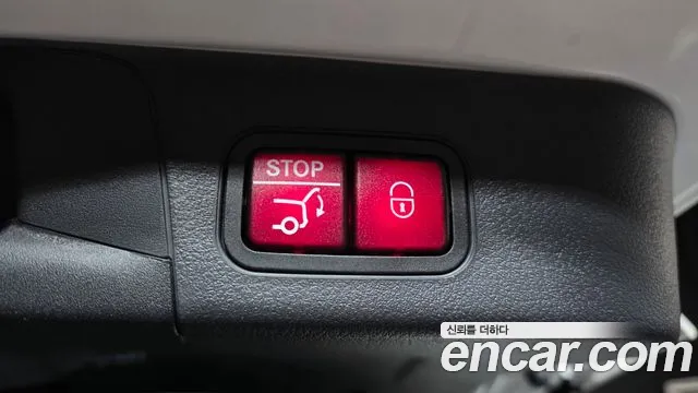 Mercedes-Benz EQB — Фото автомобиля 14