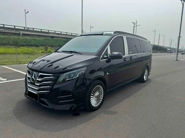 Фотография автомобиля — Mercedes-Benz Vito