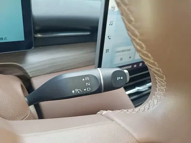 Wuling Starlight S — Фото автомобиля 9