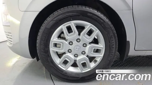 Hyundai Staria Staria Карго 5 мест — Фото автомобиля 5