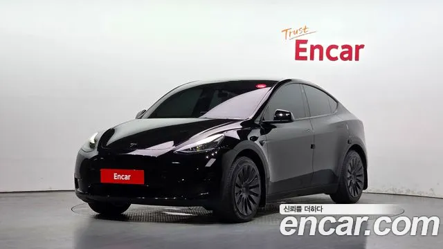 Фотография автомобиля — Tesla Model Y