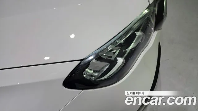 Mercedes-Benz E-Class W214 — Фото автомобиля 11
