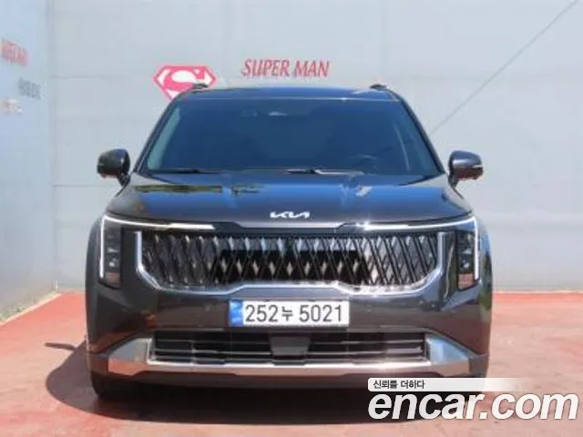 Kia Carnival Generation 4 — Фото автомобиля 2