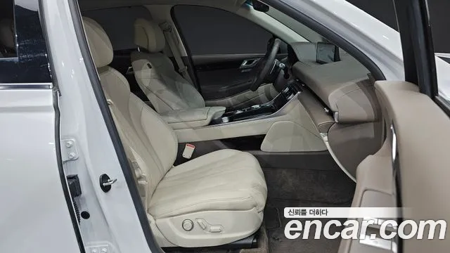 Genesis GV80 — Фото автомобиля 16