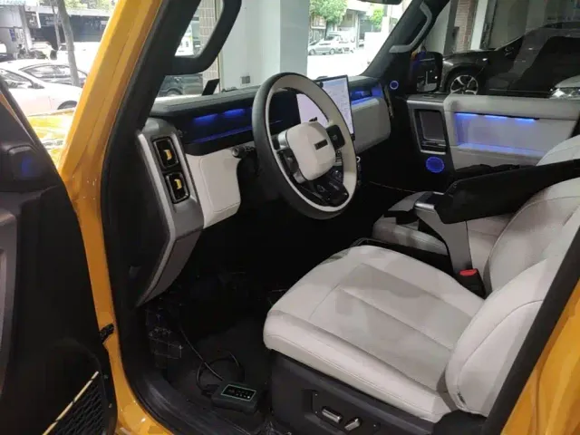 iCAR V23 — Фото автомобиля 10