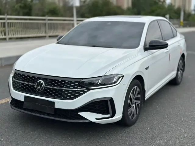 Фотография автомобиля — Volkswagen Lavida