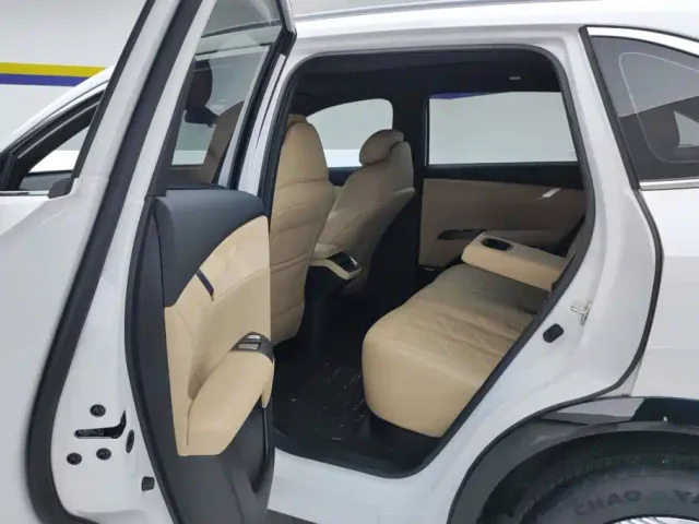 Changan CS75 Plus — Фото автомобиля 11