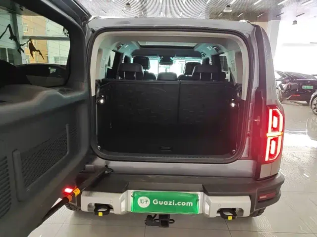 BYD FangChengBao Leopard 5 — Фото автомобиля 18