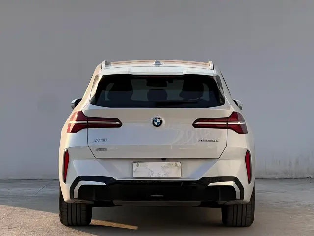 BMW X3 — Фото автомобиля 4