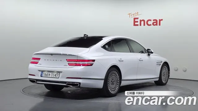 Genesis G80 Бензин 2.5 турбо AWD — Фото автомобиля 2