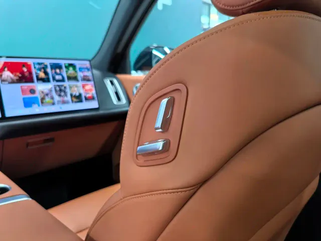 Li Auto L7 — Фото автомобиля 11