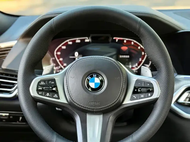 BMW X6 — Фото автомобиля 10