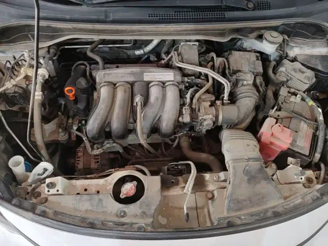 Honda Fit — Фото автомобиля 19