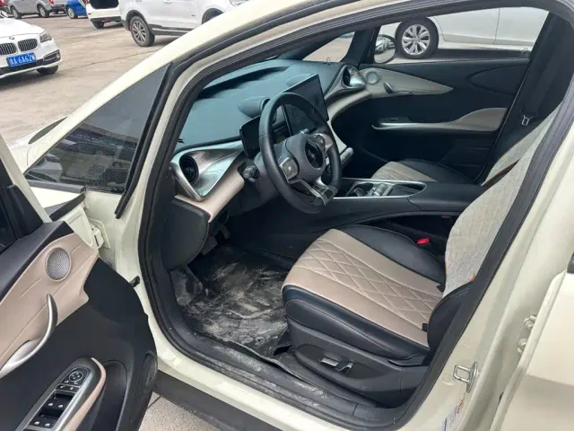 BYD Dolphin — Фото автомобиля 8